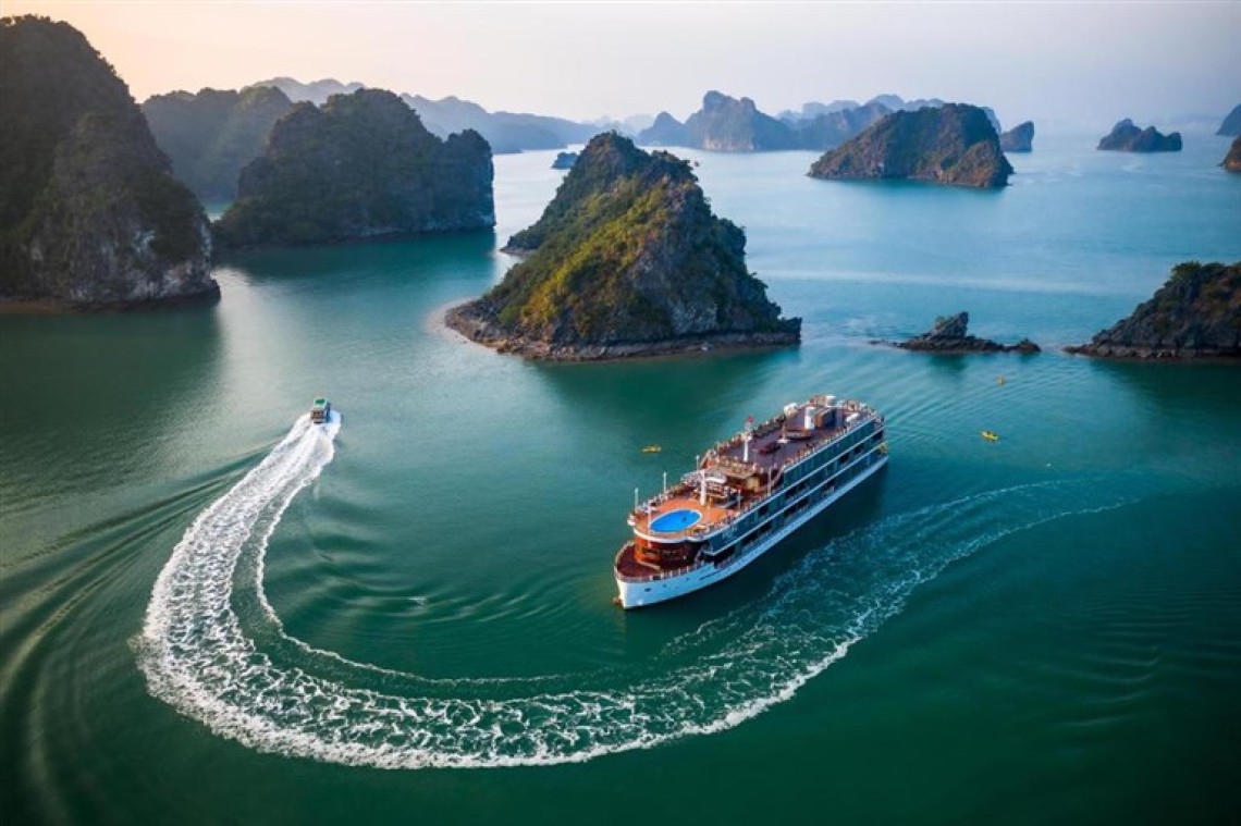 Ha Long cruise tour schedule 1 day