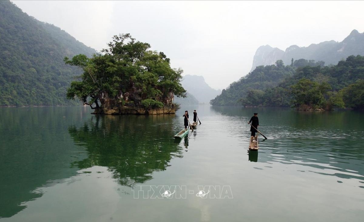 Extremely hot 5-day 4-night Northeast Tour schedule