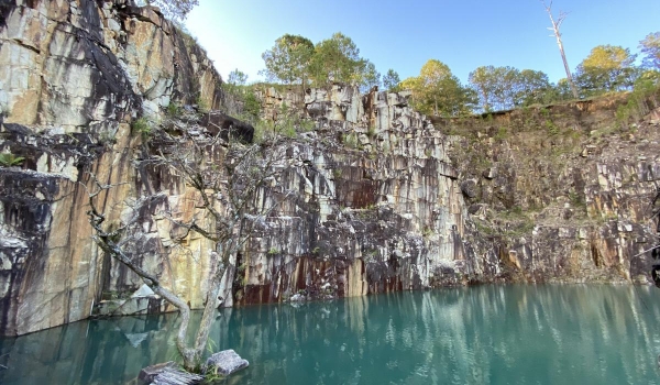 Tuyet Tinh Coc – Trang An – Hang Mua