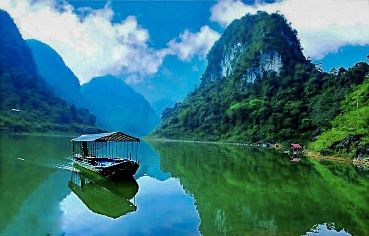 Discover Ha Giang - Cao Bang - Bac Kan