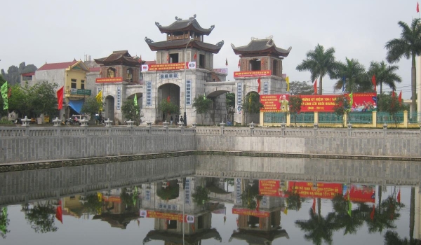 Hoa Lu – Tam Coc – Hang Mua 1 day tour itinerary