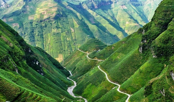 Highlights of the Hanoi – Ha Giang – Sapa 6 days 5 nights tour